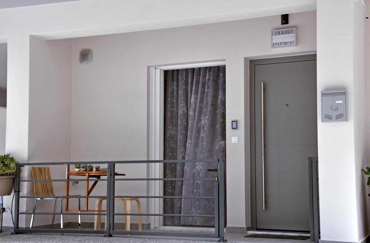 In&Out Apartment นาฟปลิโอ ภายนอก รูปภาพ